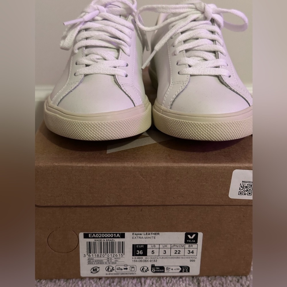Veja Esplar Leather Extra White